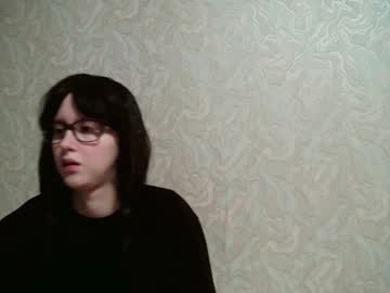 Amomira Chaturbate stream image from December 22, 2024
