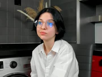 Fannyharber Chaturbate stream image from December 22, 2024