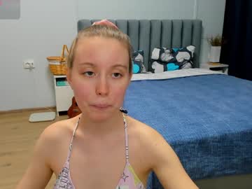 Bam_Bi Chaturbate stream image from December 22, 2024