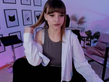 Selenadearden Chaturbate stream image from December 22, 2024
