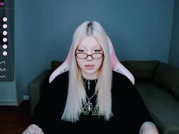 Succubus_Leslie Chaturbate stream image from December 22, 2024