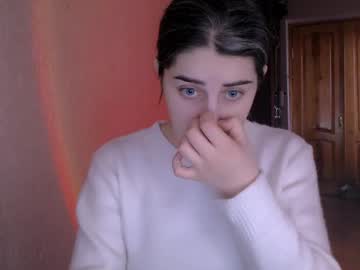 Roselina_ Chaturbate stream image from December 22, 2024
