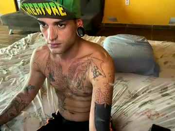 Shamashooo Chaturbate stream image from December 22, 2024
