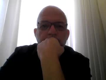 Beardman916444 Chaturbate stream image from December 22, 2024