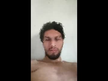 Roskof69 Chaturbate stream image from December 22, 2024