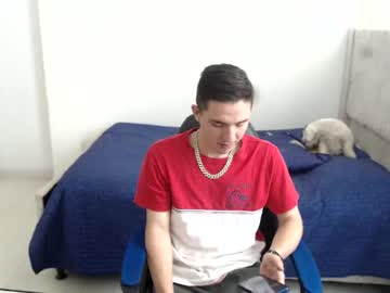 Sextinger Chaturbate stream image from December 22, 2024
