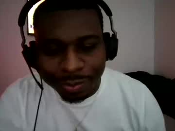 Bigbeezy69 Chaturbate stream image from December 22, 2024