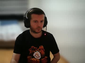 Aydinn90 Chaturbate stream image from December 22, 2024