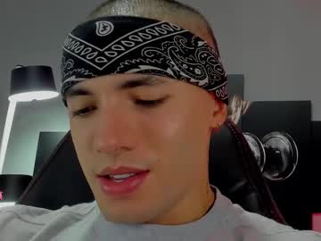 David_Jons7 Chaturbate stream image from December 22, 2024