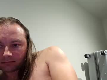 Dennis210586 Chaturbate stream image from December 22, 2024