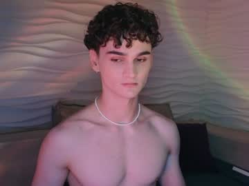 Adam_21cm Chaturbate stream image from December 22, 2024
