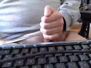 Bigcock4u2cme Chaturbate stream image from December 22, 2024