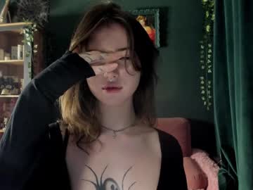 Bmwm5f90 Chaturbate stream image from December 22, 2024