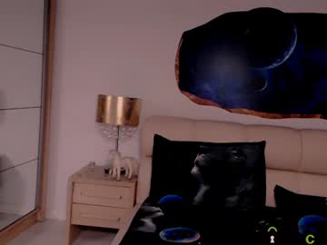 Foxydevilish Chaturbate stream image from December 22, 2024