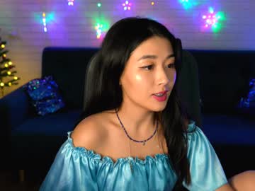 Hannarosie Chaturbate stream image from December 22, 2024