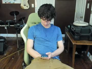 Wolfiekitty Chaturbate stream image from December 22, 2024