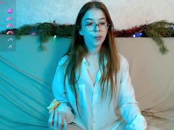 Katalinaamor Chaturbate stream image from December 22, 2024