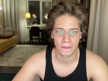 Realsupermichael Chaturbate stream image from December 22, 2024