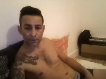 Righton26 Chaturbate stream image from December 22, 2024