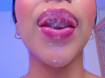 Sophierooy Chaturbate stream image from December 22, 2024