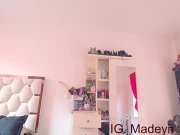 Madeyn_Roses Chaturbate stream image from December 22, 2024
