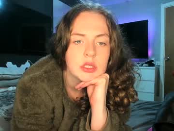 Emliyjamesmjb Chaturbate stream image from December 22, 2024