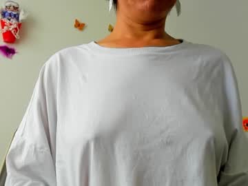 Rebbeca09 Chaturbate stream image from December 22, 2024