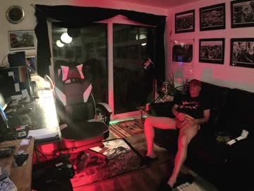 Dopeleaf2 Chaturbate stream image from December 22, 2024
