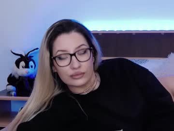Megan_Blazee Chaturbate stream image from December 22, 2024