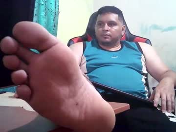 Thonnybigcock Chaturbate stream image from December 22, 2024