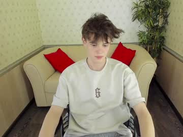 Amosdrake Chaturbate stream image from December 22, 2024
