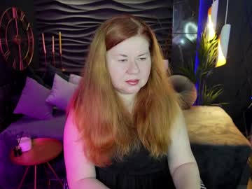 Emilia__Fox Chaturbate stream image from December 22, 2024