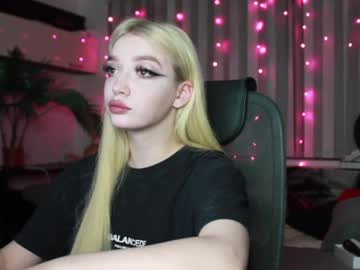 Heyley_Sativa Chaturbate stream image from December 22, 2024