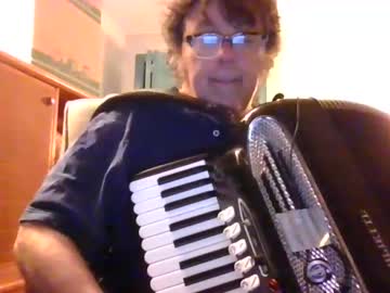 Allanastar Chaturbate stream image from December 22, 2024