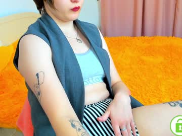 Olivia_Ket Chaturbate stream image from December 22, 2024