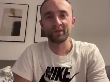 Peterbigcum37 Chaturbate stream image from December 22, 2024