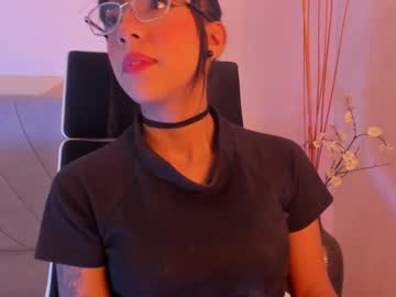 Selenih Chaturbate stream image from December 22, 2024