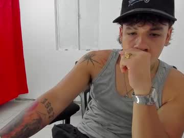 Snakedxck Chaturbate stream image from December 22, 2024