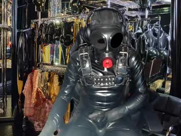 Latexlover202 Chaturbate stream image from December 23, 2024