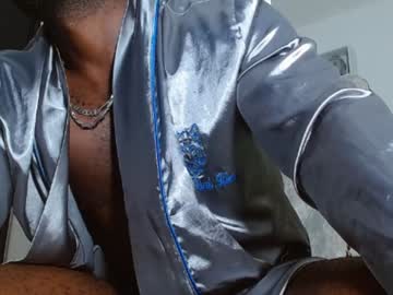 Mike_Kingcum Chaturbate stream image from December 23, 2024