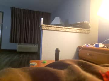 Yelladaniella Chaturbate stream image from December 23, 2024