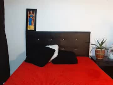 Mhia1972 Chaturbate stream image from December 23, 2024