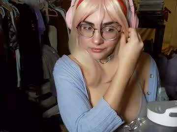 Mochi_Rainbow Chaturbate stream image from December 23, 2024