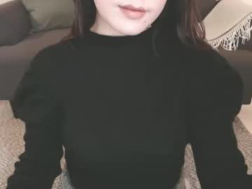 Momo612238 Chaturbate stream image from December 23, 2024