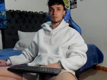 Salvatore_Dereck Chaturbate stream image from December 23, 2024