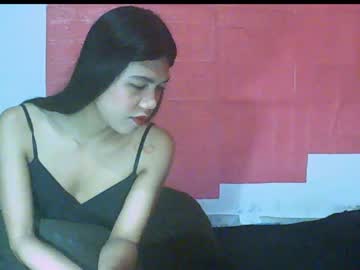 Petite_Jzee Chaturbate stream image from December 23, 2024