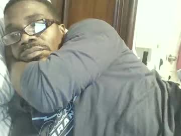 Envyme2017 Chaturbate stream image from December 23, 2024
