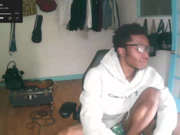 Fathabackwoods Chaturbate stream image from December 23, 2024