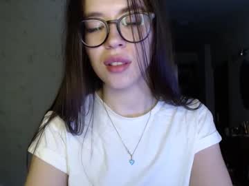 Lovedom_Lu Chaturbate stream image from December 23, 2024
