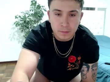 Apolo_444 Chaturbate stream image from December 23, 2024